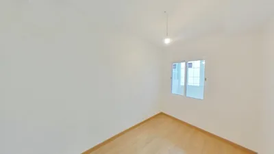 Piso en alquiler en Almendrales - Imagen 4