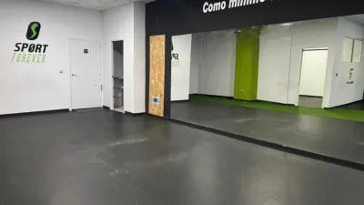 Local comercial en alquiler en Centro - Vista 4