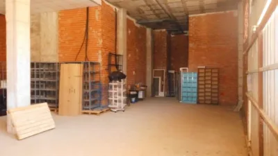 Local comercial en alquiler en Almansa - Vista 2