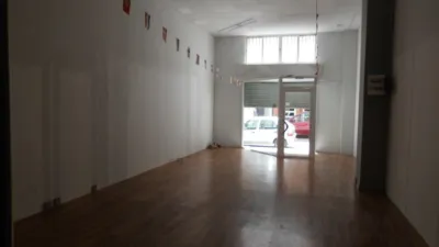 Local comercial en venta en Almansa - Más