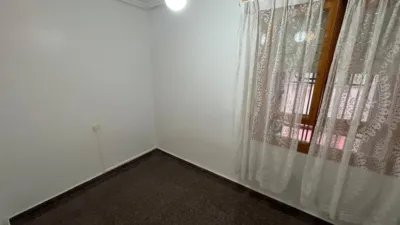 Piso en Almansa photo 12