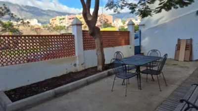 Casa pareada en venta en Calle Juan Jose Henriquez, Güímar de 410.000 €