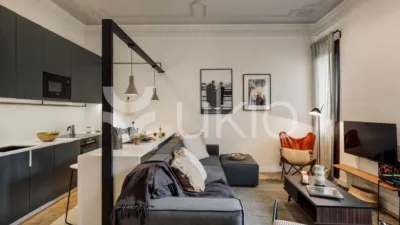 Piso en alquiler en Carrer de Fontanella - Imagen 2