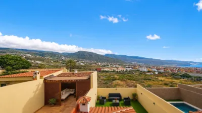 Townhouse on Camino Icerse photo 17