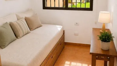 Townhouse on Camino Icerse photo 23