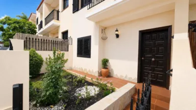 Townhouse on Camino Icerse photo 2
