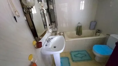 Chalet en venta en Calle Don Miguel de Cervantes, Número 7, Alcalá de Ebro de 36.000 €
