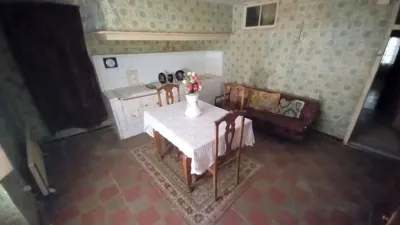 Chalet en venta en Calle Don Miguel de Cervantes, Número 7, Alcalá de Ebro de 36.000 €