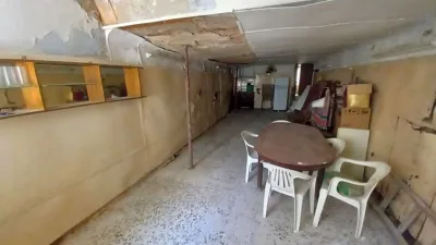 Chalet en venta en Calle Don Miguel de Cervantes, Número 7, Alcalá de Ebro de 36.000 €