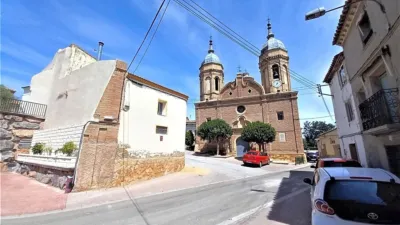 Chalet en venta en Calle Don Miguel de Cervantes, Número 7, Alcalá de Ebro de 36.000 €