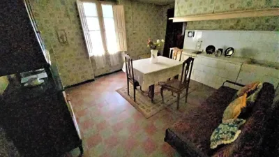 Chalet en venta en Calle Don Miguel de Cervantes, Número 7, Alcalá de Ebro de 36.000 €