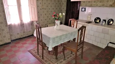 Chalet en venta en Calle Don Miguel de Cervantes, Número 7, Alcalá de Ebro de 36.000 €