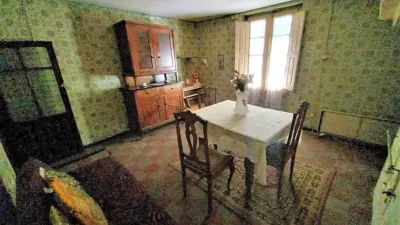 Chalet en venta en Calle Don Miguel de Cervantes, Número 7, Alcalá de Ebro de 36.000 €