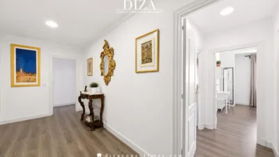 Apartment on Rafael Salgado Street photo 10