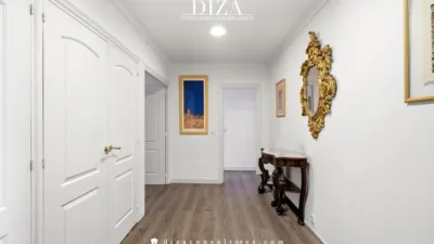 Apartment on Rafael Salgado Street photo 11