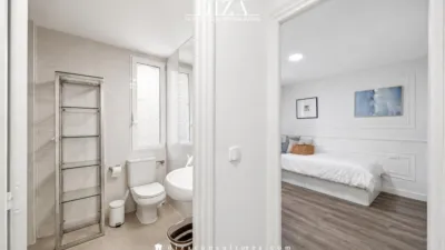 Apartment on Rafael Salgado Street photo 27