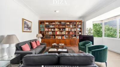 Apartment on Rafael Salgado Street photo 5