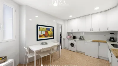Apartment on Rafael Salgado Street photo 8