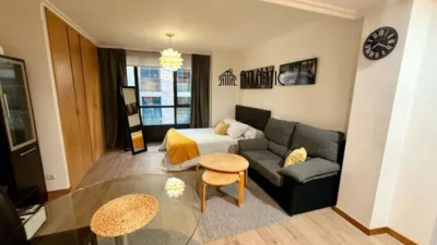 Estudio en alquiler en Calle de México, Praza España-Zona Corte Inglés (Distrito Casco Urbano. Vigo) de 680 €<span>/mes</span>