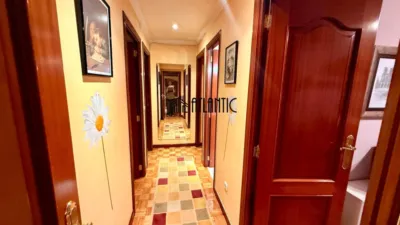 Piso en alquiler en Calle de la Condesa de la Casa Barcena, 10, Praza España-Zona Corte Inglés (Distrito Casco Urbano. Vigo) de 1.200 €<span>/mes</span>