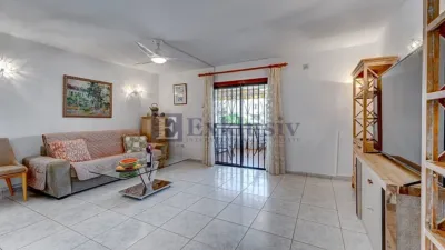 Apartment for sale on Avenida Juan Carlos I photo 4