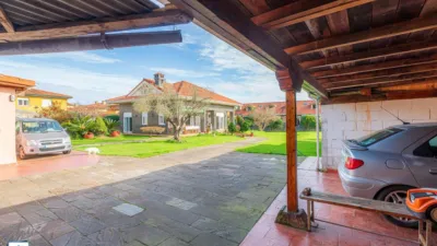 Chalet en venta en Barrio de Camargo Somavilla, Centro Urbano (Camargo) de 590.000 €
