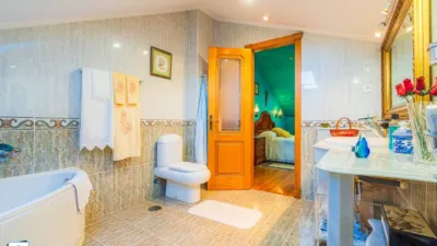 Chalet en venta en Barrio de Camargo Somavilla, Centro Urbano (Camargo) de 590.000 €