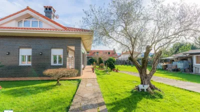 Chalet en venta en Barrio de Camargo Somavilla, Centro Urbano (Camargo) de 590.000 €