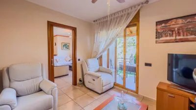 House on Carrer del Riu Muga photo 11
