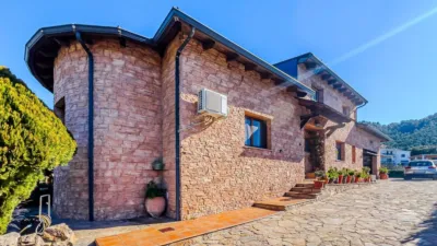 House on Carrer del Riu Muga photo 62
