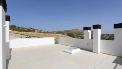 Chalet on Carrer de los Amapolas photo 8