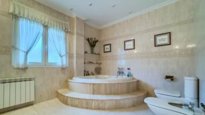Chalet en venta en Revilla, Revilla (Camargo) de 695.000 €
