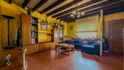 Semi-detached house on Calle Vega photo 2