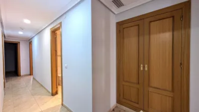 Piso en alquiler en Pasaje del Comercio, Centro (Linares) de 850 €<span>/mes</span>