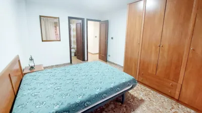 Piso en alquiler en Pisos Azules, Reina Victoria-Poeta Miguel Hernández (Distrito Núcleo Urbano. Elx - Elche) de 900 €<span>/mes</span>
