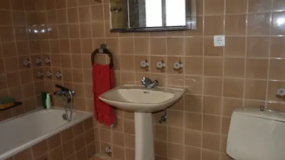 Piso en venta en Calle de Medios, 18, Olite - Erriberri de 60.000 €