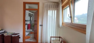Semi-detached house on Avenida la Vega, 134 photo 33