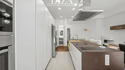 Dúplex en alquiler en Calle de Alfonso XII - Imagen 5