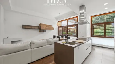 Dúplex en alquiler en Calle de Alfonso XII - Imagen 7