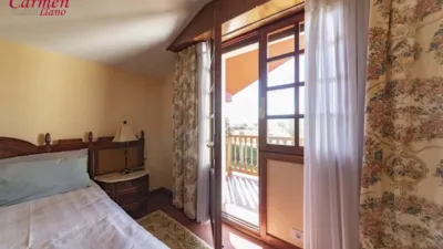 Chalet on Gustavo Adolfo Becquer Street photo 32