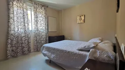 Apartment on Avenida del Doctor Juan Reyes photo 13