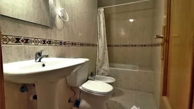 Apartment on Avenida del Doctor Juan Reyes photo 20