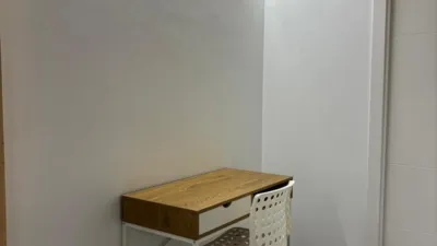 Estudio en alquiler en Avinguda de les Balears, La Creu del Grau (Distrito Camins al Grau. València Capital) de 1.000 €<span>/mes</span>