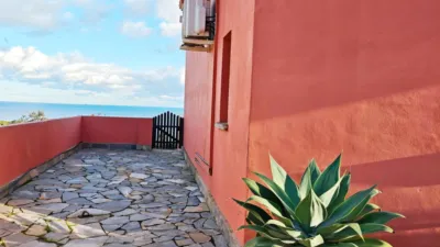 Chalet on Calle Getares (Punta Carnero) photo 4