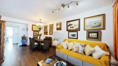 Apartment on Dave Thomas Street, No. 1 photo 9