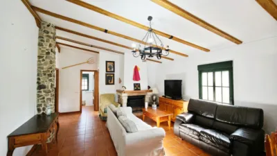 Rustic Finca on Calle del Puente Romano photo 11