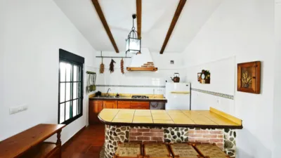Rustic Finca on Calle del Puente Romano photo 13