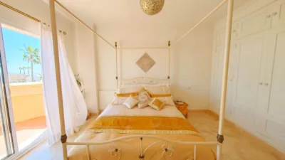 Semi-detached house on Calle Palmeras de Las photo 21