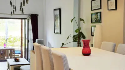 Casa adosada en venta en Urbanización Alcaidesa - Más