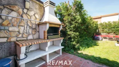 Chalet en venta en Calle Bodon Del Molinero, 11, Boecillo de 250.000 €